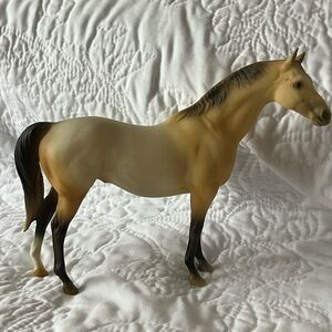 Breyer Ten Gallon
